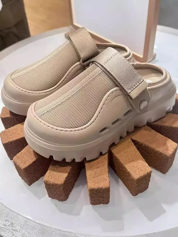 Comfortable Men Pool Sandals Summer Outdoor Beach Shoes Men Slip on Garden Clogs Casual Water Shower Slippers Unisex Zapatos
