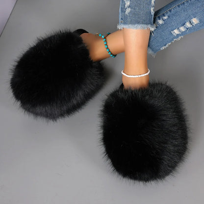 New Winter Women Fashion Fur Slippers Fluffy Cute Plush Women Luxury Outdoor Anti Slip Durable Flat Bottom Slippers Slides Women