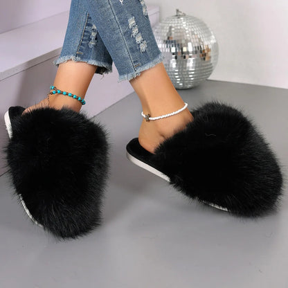 New Winter Women Fashion Fur Slippers Fluffy Cute Plush Women Luxury Outdoor Anti Slip Durable Flat Bottom Slippers Slides Women