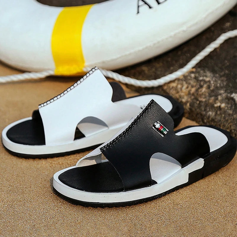 Slippers for men wearing summer 2024 new anti slip sandals for casual men's trendy beach shoes
