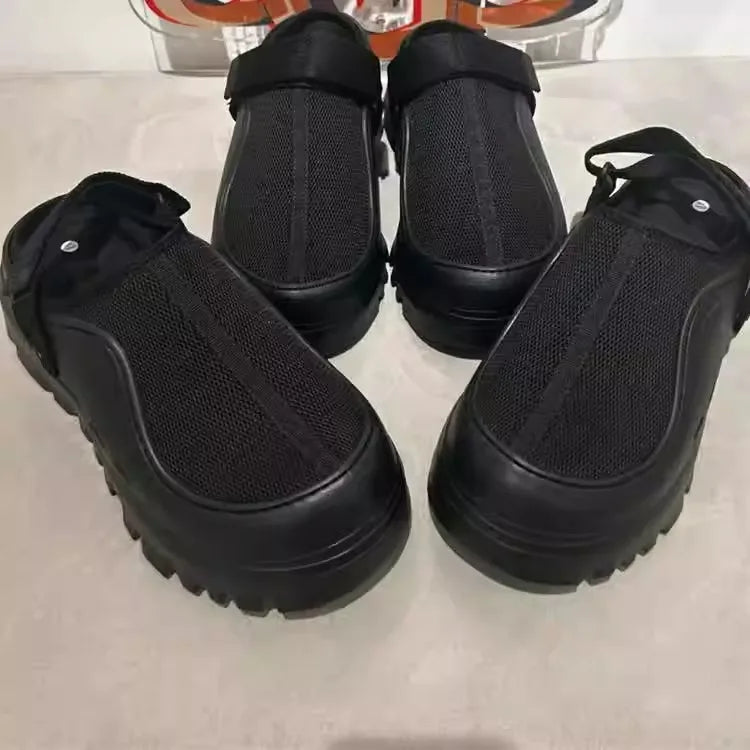 Comfortable Men Pool Sandals Summer Outdoor Beach Shoes Men Slip on Garden Clogs Casual Water Shower Slippers Unisex Zapatos