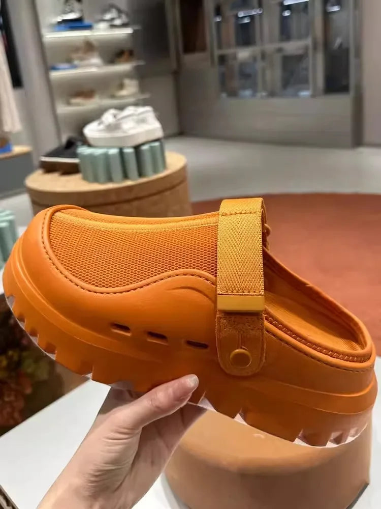 Comfortable Men Pool Sandals Summer Outdoor Beach Shoes Men Slip on Garden Clogs Casual Water Shower Slippers Unisex Zapatos