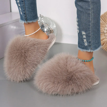 New Winter Women Fashion Fur Slippers Fluffy Cute Plush Women Luxury Outdoor Anti Slip Durable Flat Bottom Slippers Slides Women