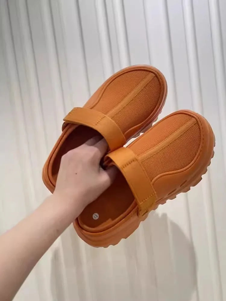 Comfortable Men Pool Sandals Summer Outdoor Beach Shoes Men Slip on Garden Clogs Casual Water Shower Slippers Unisex Zapatos